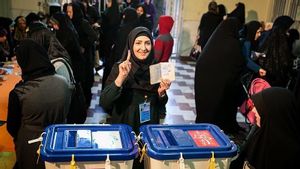 伊朗公开登记总统候选人,预测有穆罕默德·莫克伯到哈梅内伊顾问
