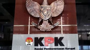 KPKは、PT PertaminaのLNG調達の汚職疑惑に関して、SBY時代のSOEの元副大臣に取り組んでいる