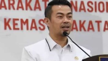 ペカンバル市長代理は、BUMDティルタ・シアック会議の議長を務めた後、KPKに逮捕された