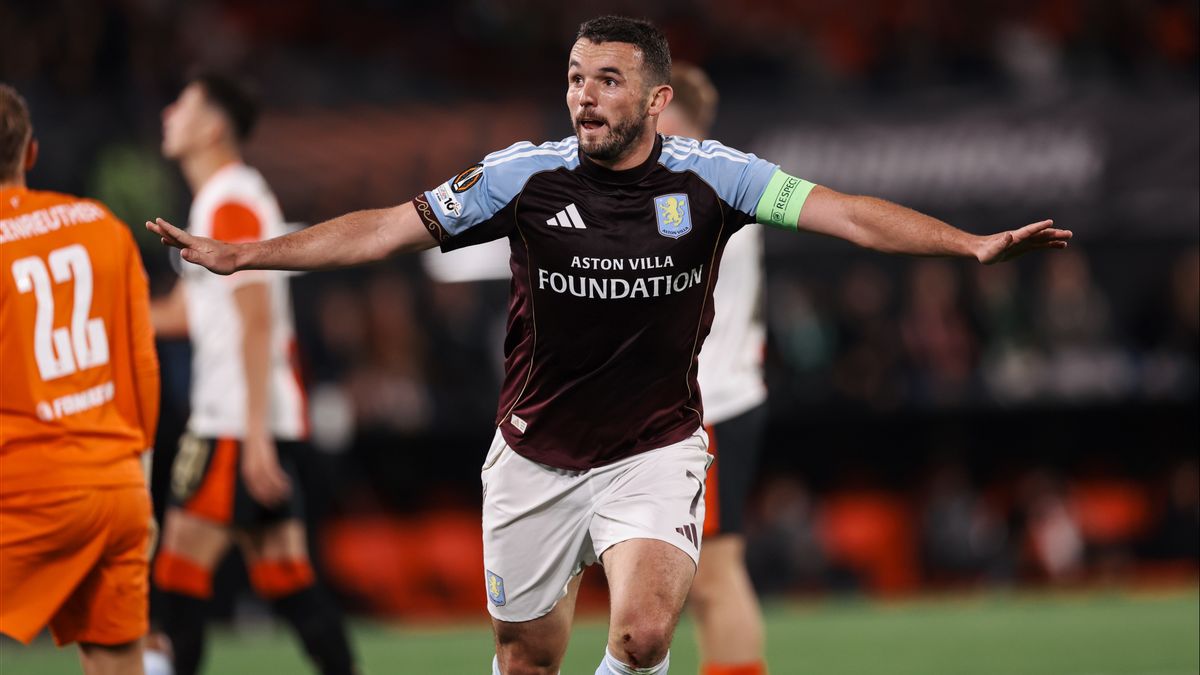 Memori 43 Tahun Bersama Eks Pelatih Timnas Indonesia, Aston Villa Kalahkan Feyenoord
