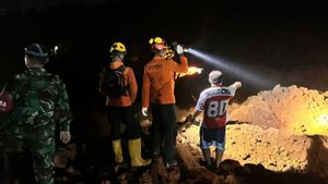  21 Warga Masih Hilang Akibat Longsor Cilacap, Tim SAR Diadang Tanah Bergerak 