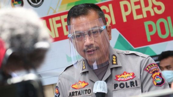شرطة الحواجز غير التعريفية تحقق في دوافع الخدعة الإرهابية التي تطلق السهام في ماتارام