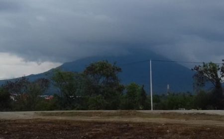 Warga Kedapatan Aktivitas Dekat Aliran Lava, Badan Geologi Ingatkan Jauhi Zona Bahaya Gunung Ile Lewotolok