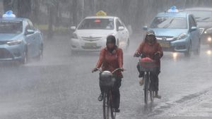 Cuaca Senin 22 Desember, Hujan Lebat dan Angin Kencang di Jabodetabek