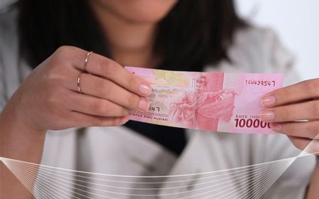 Rupiah Senin Sore Melemah dan Hampir Menyentuh Level Rp15.000 per Dolar AS