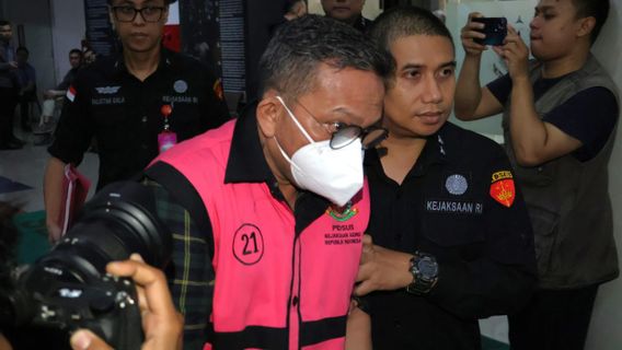 Add Suspect In Bribery Case Releases Wilmar Group, AGO Seizes Four Bromptons And 2 Luxury Cars