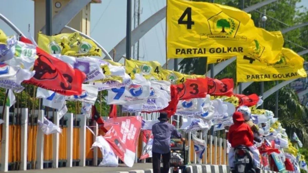 مسح LSI: PDIP و PKB و Gerindra "المطاردة" للقدرة على الانتخاب في جاوة الشرقية
