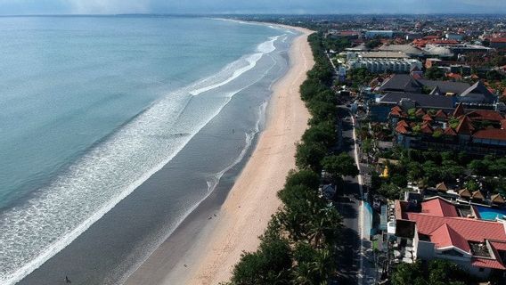 乔科维要求工作人员准备巴厘岛和廖内群岛旅游开放，外国游客隔离至5天