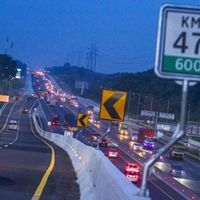 Tol Layang Sheikh Mohamed bin Zayed alias Cikampek Ditutup 16-22 Juli
