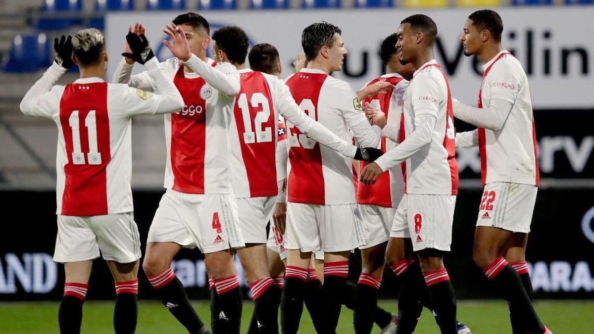 Gulung RKC Waalwijk 5 Gol tanpa Balas, Ajax Kembali ke Puncak Klasemen