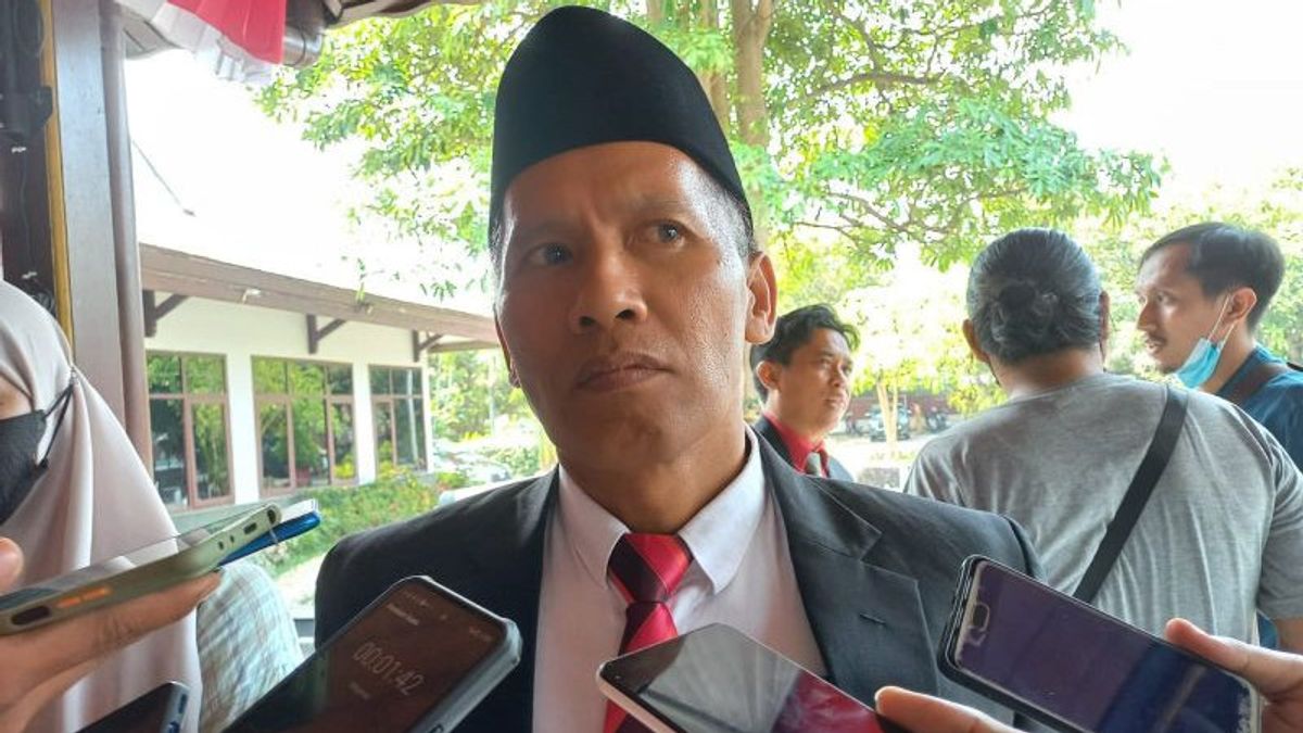 Adib Makarim因腐败案被KPK拘留，Tulungagung DPRD任命Plt