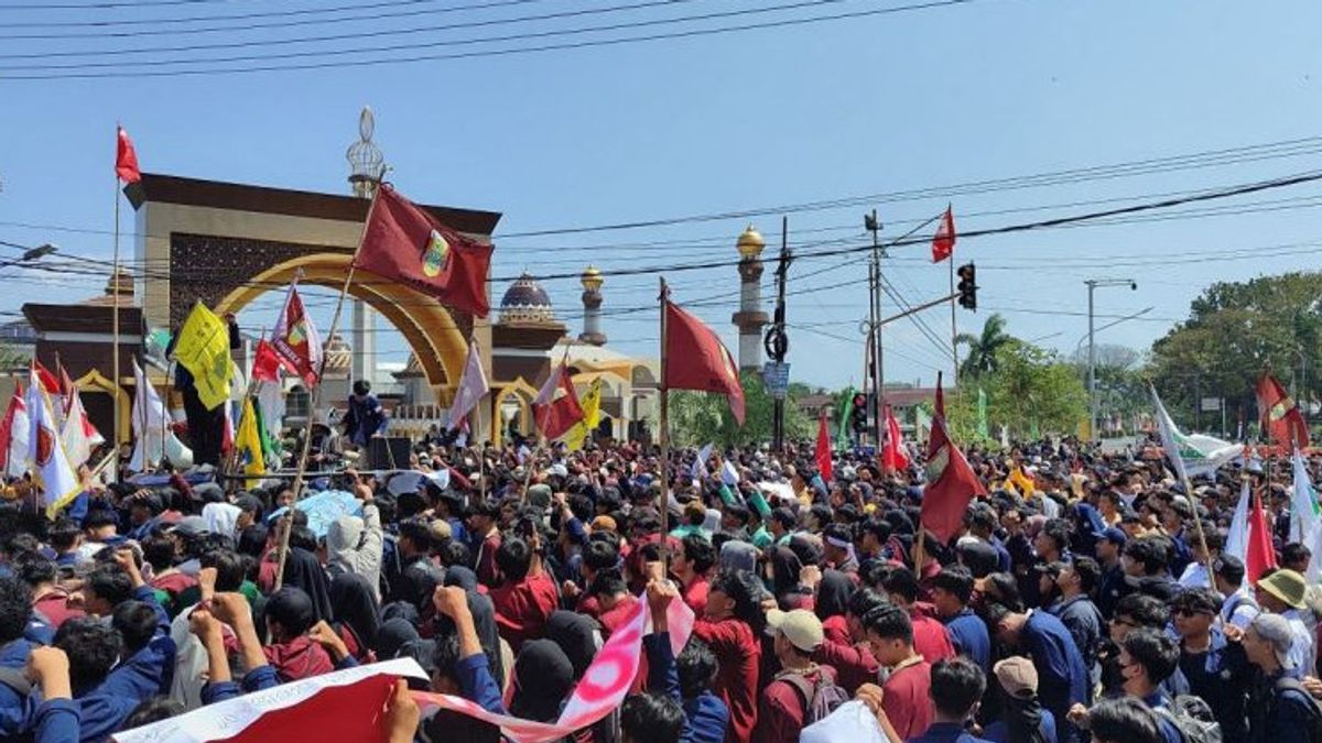 Satpam DPRD Bengkulu Dipecat karena Aniaya Mahasiswa yang Demo RUU Pilkada