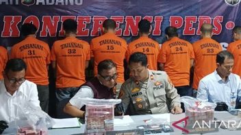 Terungkapnya Pabrik Uang Palsu di Bogor Berawal dari Temuan Tas di Stasiun Tanah Abang