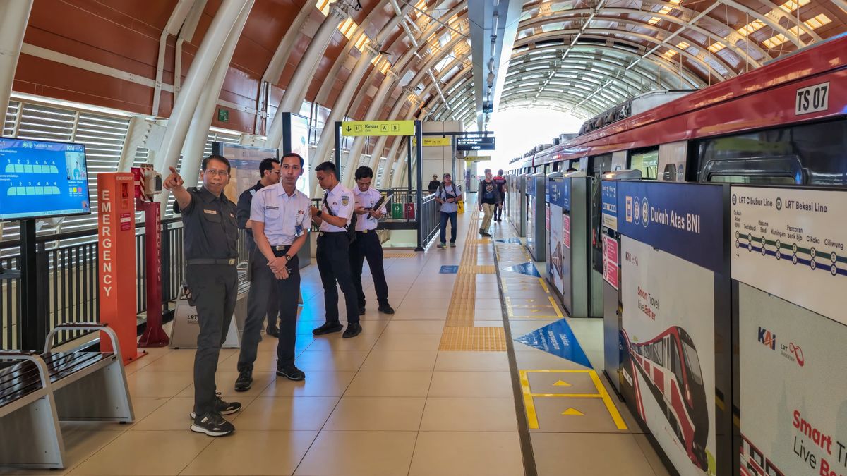 Dirut KAI appelle la station Dukuh At BNI un symbole de l’innovation et de la connectivité dans les transports