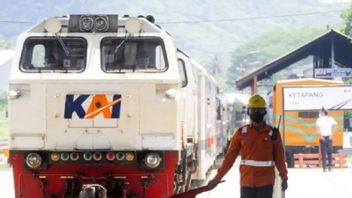 KAI Presents Sangkuriang Train Bandung-Banyuwangi Route