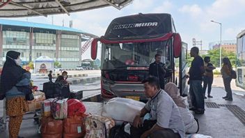 Passenger Movement Is Getting Higher, Today 17,920 Homecomers Arrive At Pulo Gebang Terminal