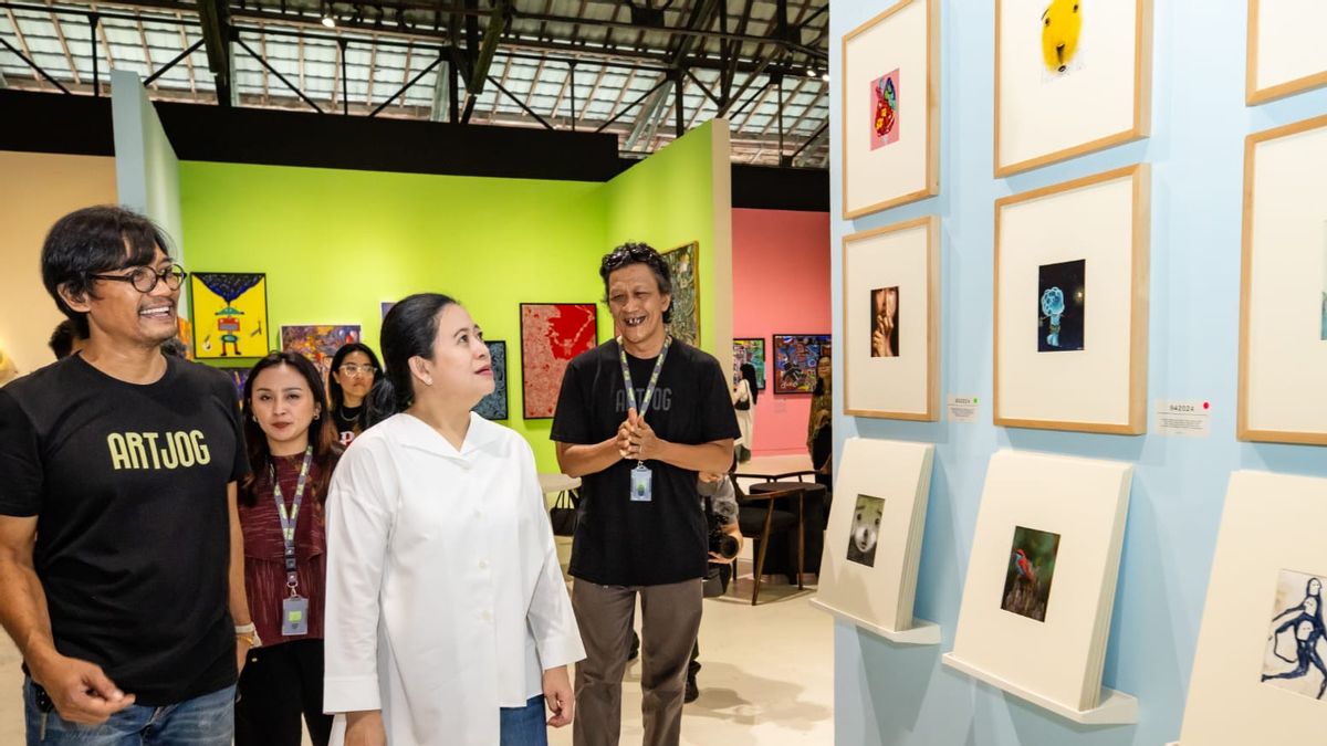 Kunjungi ARTJOG 2024, Puan Bangga Lihat Karya Seniman Cilik