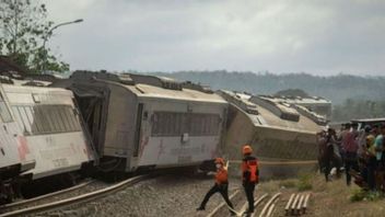 Un officier de PJKA, la quatrième victime, décédé par le train de tourangga-KA Bandung Raya