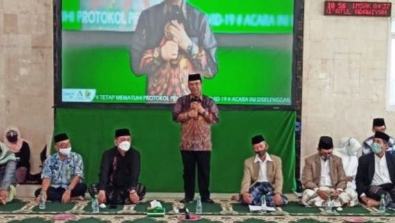 Kemenag Sulsel Mengusulkan AGH Sanusi Baco Dinobatkan sebagai Tokoh Moderasi Beragama