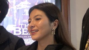 Shaloom Razade Tertantang Belajar Bahasa Belanda hingga Ubah Gestur Tubuh di Film 'The Bell'