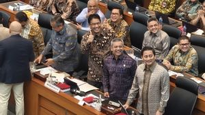 DPR Minta Tambahan Bansos 2 Liter Minyak Goreng, Menkeu Purbaya: Kami Sanggup