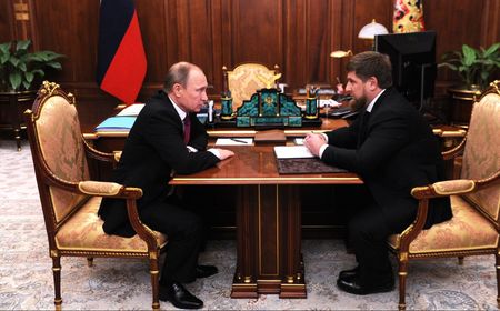 Kado Unik Pemimpin Chechnya Ramzan Kadyrov: Kenaikan Pangkat dari Presiden Putin, Rekor Penerima Sanksi Individu Terbanyak