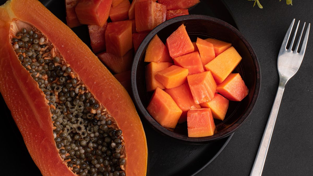 5 Manfaat Makanan Alami dan Buah Berwarna Oranye untuk Kesehatan