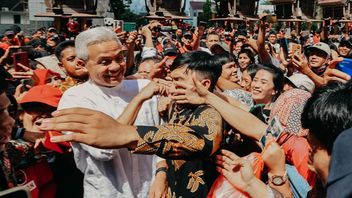 Kampanye di Kupang, Ganjar Sebut Dirinya dan Mahfud Paket Komplit Punya Nyali Sikat Mafia Hukum