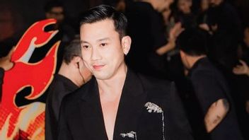  Denny Sumargo Sentil Kedubes Inggris Usai Bonni Blue Diduga Hina Bendera Indonesia