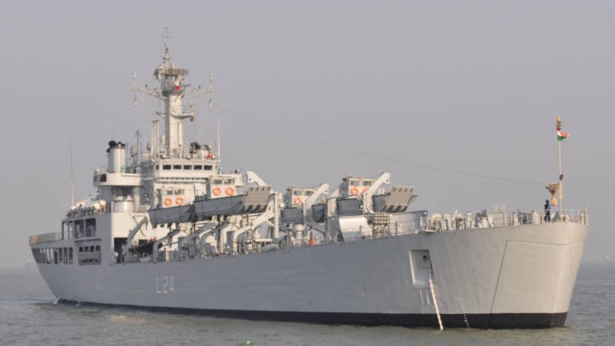 Kirim Bantuan Oksigen ke Indonesia, India Gunakan Kapal Perang INS Airavat 