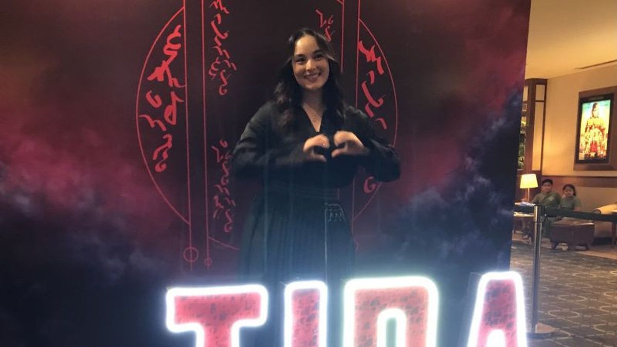 Here's Chelsea Islan's Impression Of His Role In The End Episode Of THE TIRA Film
