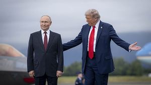 Tak Ada Tanda-tanda Damai, Trump Kembali Ancam Sanksi Rusia 