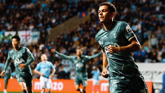 Dicemooh dan Tottenham Nyaris Disingkirkan Klub Divisi Satu, Ini Respons Ange Postecoglu