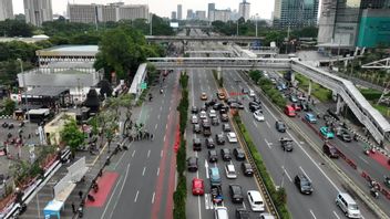 Jasa Marga 由于Senayan的示威行动而进行收费交通工程