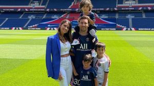 Lionel Messi Dapat Cemoohan dari Fan PSG, Istri Menahan Tangis
