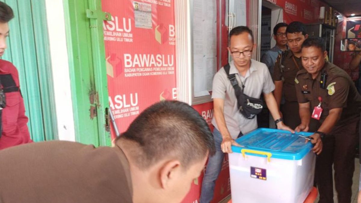 Prosecutors Search The East OKU Bawaslu Office Of South Sumatra