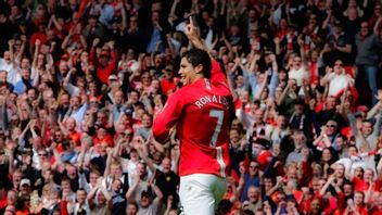 Ronaldo's First Post About Manchester United Since His Return To Old Trafford: Sir Alex, This Is For You