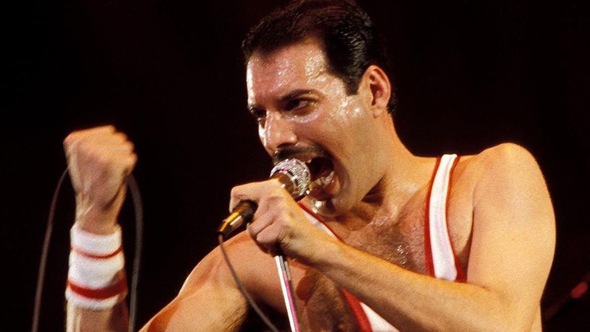 Ketika Freddie Mercury Menyebut Nama Orang Terkenal yang Paling Ingin Dia Temui
