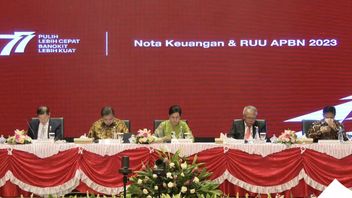 من خلال وضع ميزانية للبنية التحتية بقيمة 392 تريليون روبية إندونيسية في عام 2023 ، يكمل وزير سري مولياني كوليك للمشاريع ذات الأولوية قبل اكتمال حكومة جوكوي