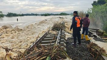 格罗博根的火车旅行中断洪水,PT KAI Alihkan和取消几条路线