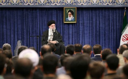 Pemimpin Tertinggi Iran Ayatollah Ali Khamenei Sebut AS dan Eropa Akar Penyebab Masalah Regional