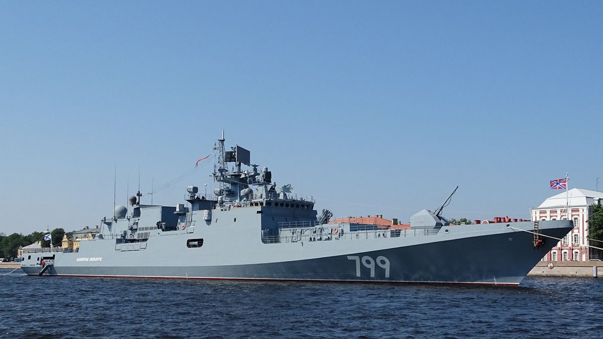 إطلاق صاروخ كاليبر ، سيكون الأدميرال ماكاروف السفينة الرئيسية لأسطول البحر الأسود الروسي يحل محل موسكفا التي أغرقتها أوكرانيا