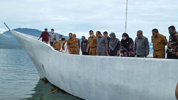 Le Régent Solok Nie Les Allégations De Remise En état Illégale Dans Le Lac Singkarak Dont Les Problèmes Atteignent Kpk