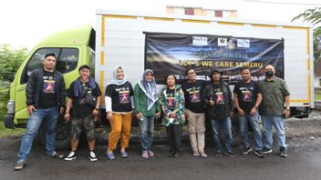 Entertainment Journalists And Musicians Help Victims Of The Eruption Of Mount Semeru