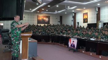 KSAD Maruli di Seskoad: TNI AD Butuh Perwira Kritis, Bukan Robot Doktrin