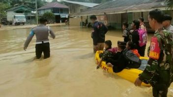 Floods In Sepaku PPU Kaltim Gradually Recede