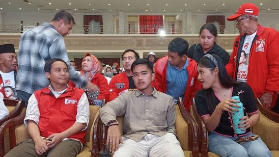Kaesang demande au TKD de s’assurer que Prabowo-Gibran remporte 75% des voix à Lampung