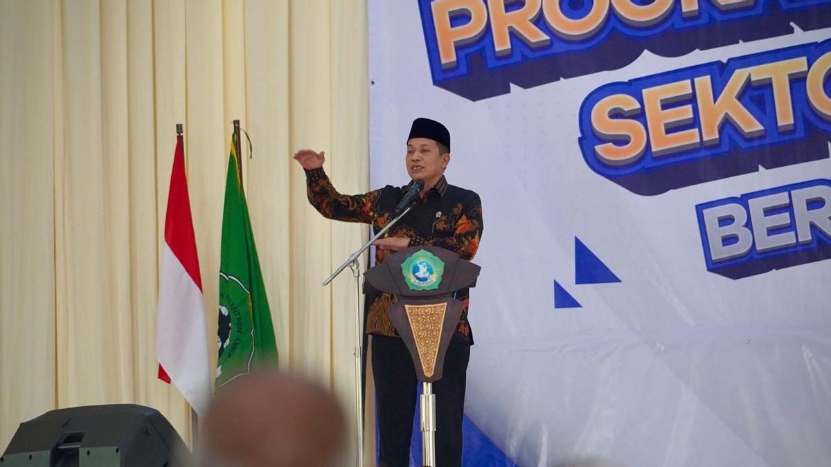 Kemenkop Resmikan Pembentukan Koperasi Desa/Kelurahan Merah Putih di Malang