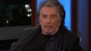 Just Born, Al Pacino's Girlfriend Asks For Child Custody