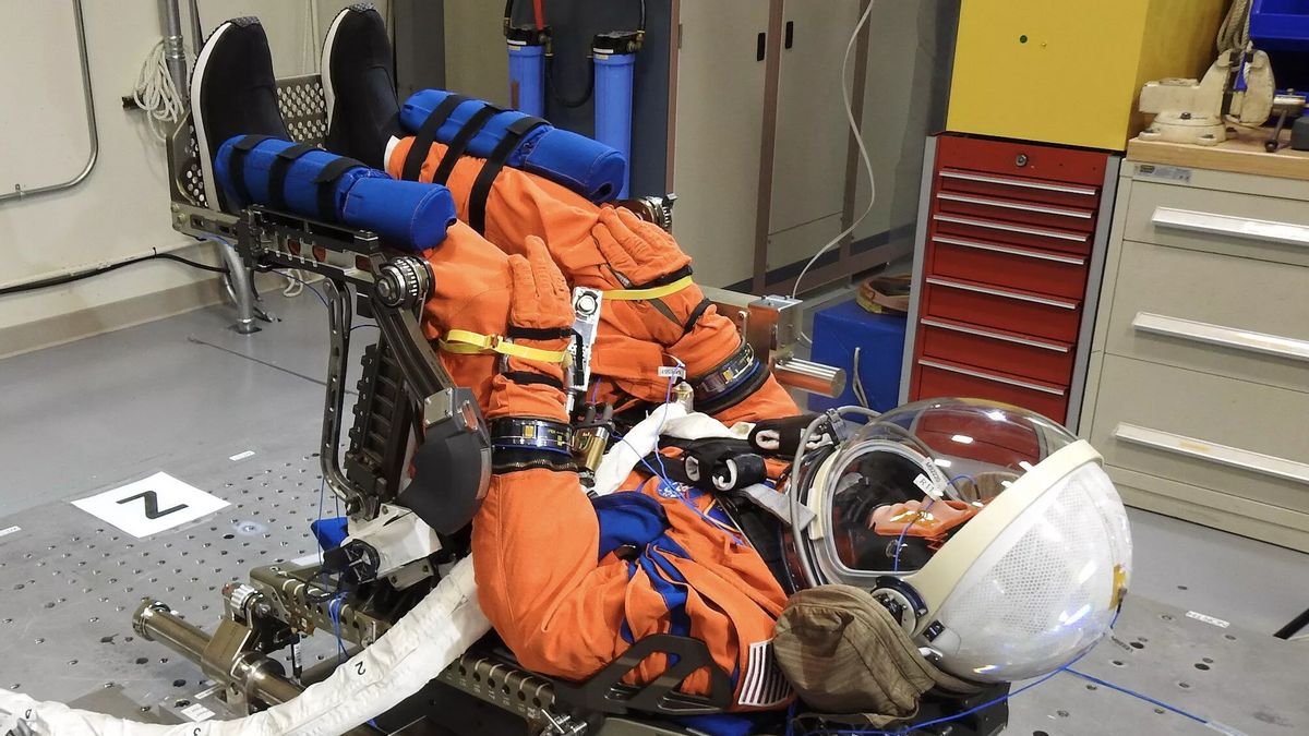 Bantu NASA Pilih Nama "Moonikin" Astronaut untuk dikirim ke Bulan